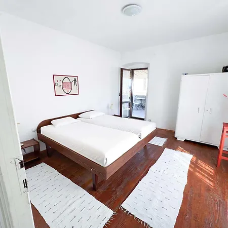 House With Soul, Plimica 80 Villa